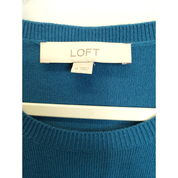 LOFT Sweater Women M Blue Knit Pullover Huskey Dog Stars Graphic Whimsical Cozy - Picture 9 of 12